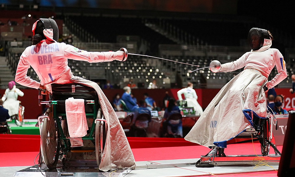 Carminha Oliveira esgrima de cadeira de rodas esgrima de CR espada Jogos Paralímpicos Tóquio-2020