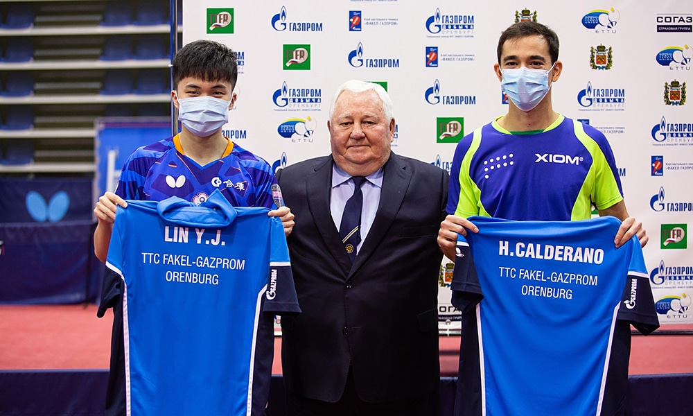 Hugo Calderano Fakel Gazprom Orenburg Champions League tênis de mesa