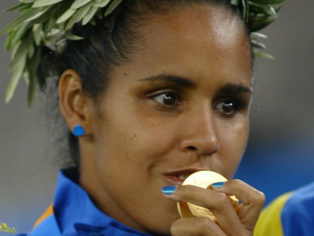 Ádria é a maior medalhista paralímpica mulher do Brasil 