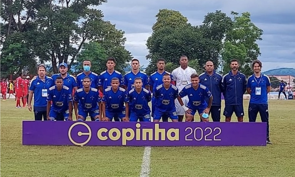 Cruzeiro Itapirense avança 100% Copinha - Copa São Paulo Red Bull Bragantino Retrô