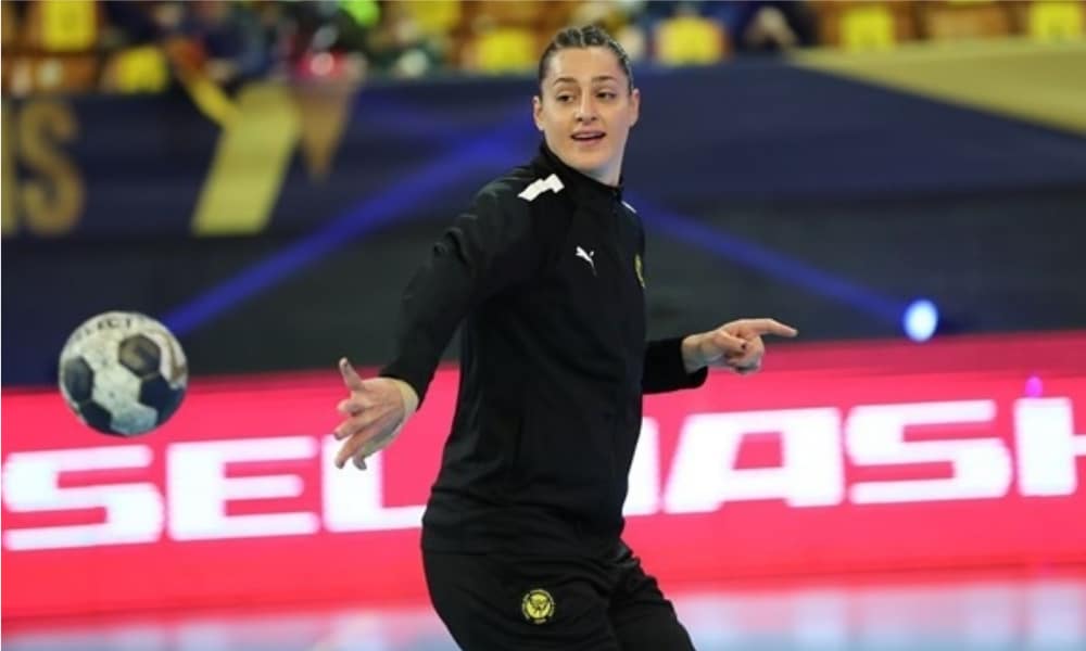 Duda Amorim marca cinco gols, mas Rostov leva virada na Champions League de handebol feminino