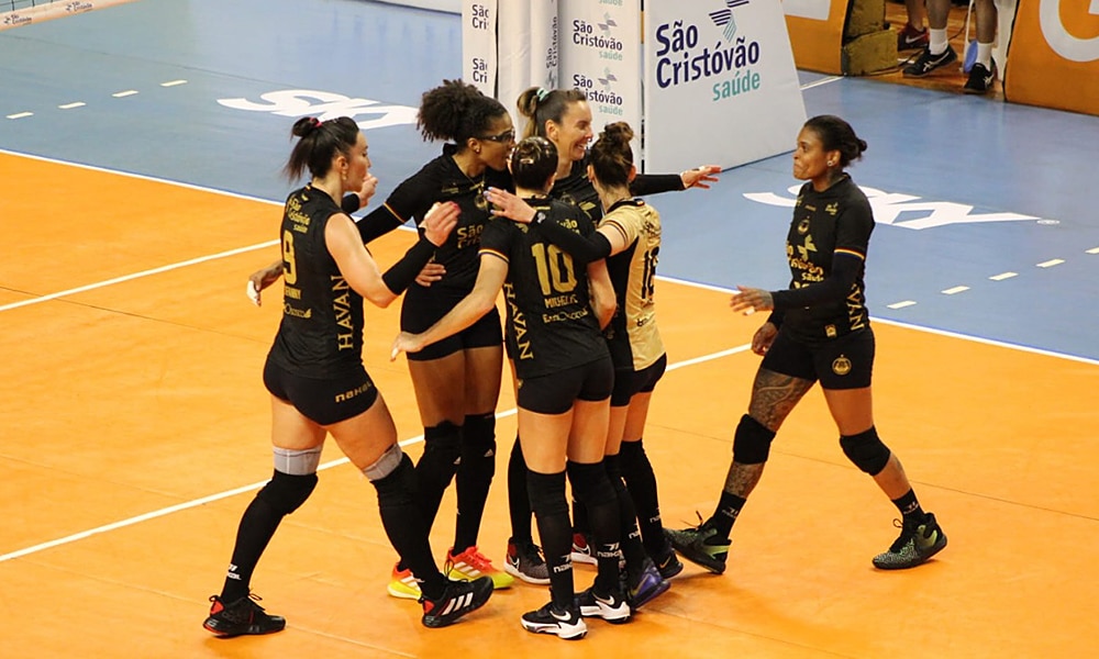 Osasco Vôlei Superliga feminina covid-19 jogos adiados