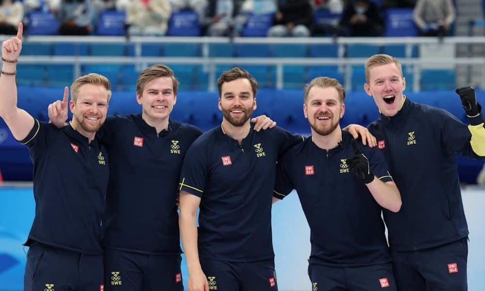 Niklas Edin lidera Suécia ao 1º ouro olímpico no curling de Pequim-2022