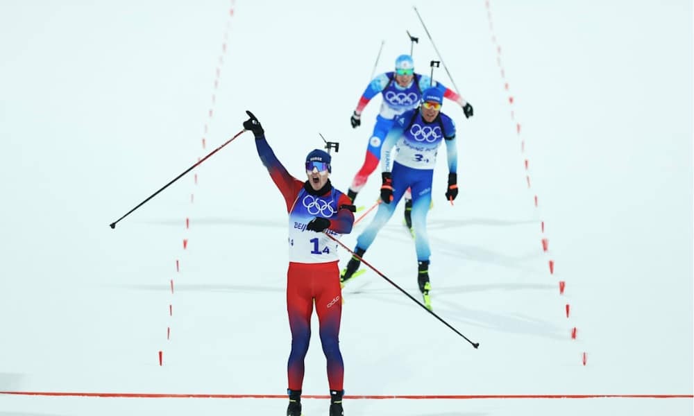 Noruega vence Revezamento misto do biatlo em Pequim 2022
