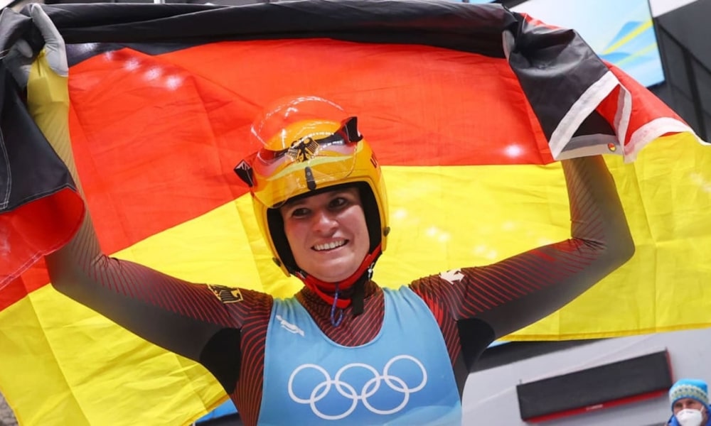 Natalie Geisenberger é tricampeã em Pequim 2022