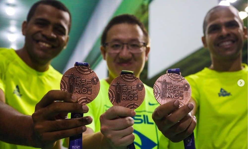 Felipe Wu, Roberto Gomes e Philipe Chateaubrian medalha de bronze pistola masculina etapa do rio de janeiro da copa do mundo de tiro esportivo