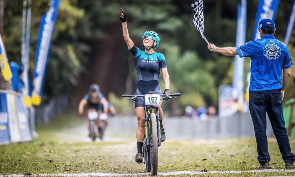 Isabella Lacerda obteve o melhor resultado brasileiro no XCC da Copa Internacional de Mountain Bike em Petrópolis