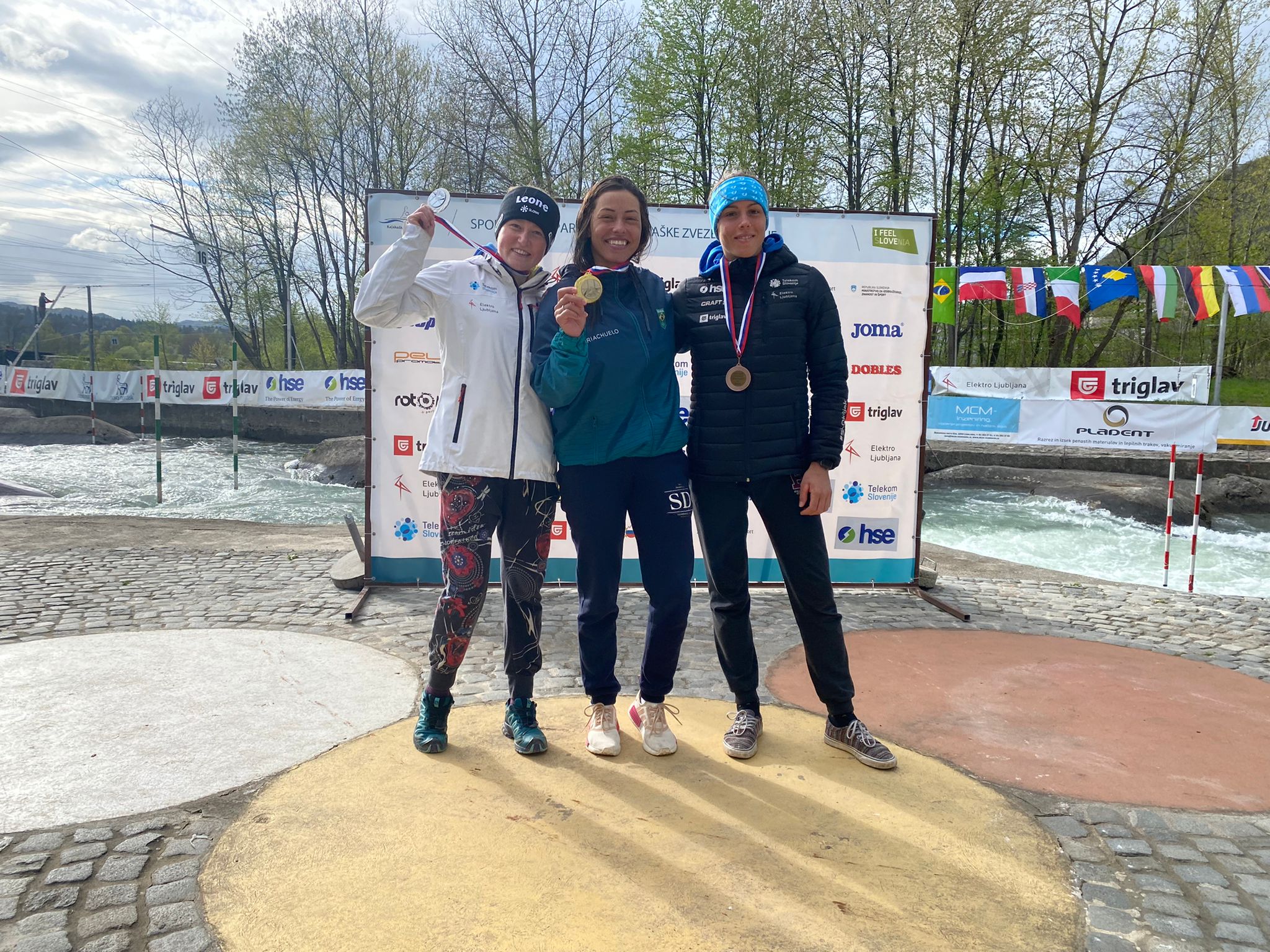 PÓDIO K1 Extremo W Tacen - Ouro Ana Sátila
