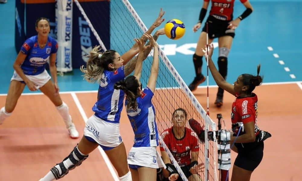 Thaisa Minas x Sesi Bauru Superliga de vôlei feminino