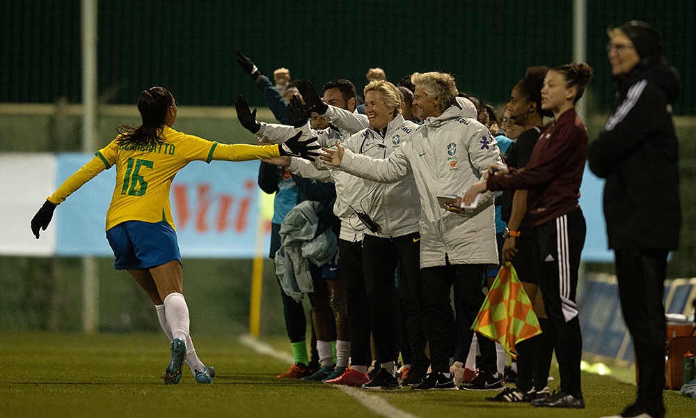 Bia Zaneratto seleção brasileira futebol feminino Brasil Hungria amistoso