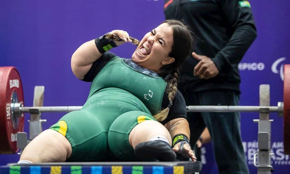 No Campeonato Brasileiro de halterofilismo, Mariana D'Andréa superou a marca que lhe deu o ouro na Paralimpíada e sagrou-se campeã da categoria até 73 kg