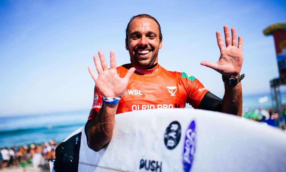 Caio Ibelli nota 10 etapa de Saquarema do Mundial de surfe