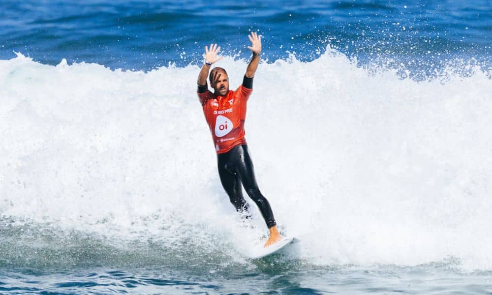 Caio Ibelli nota dez Saquarema Mundial de surfe, enquanto Medina foi eliminado no Round 2