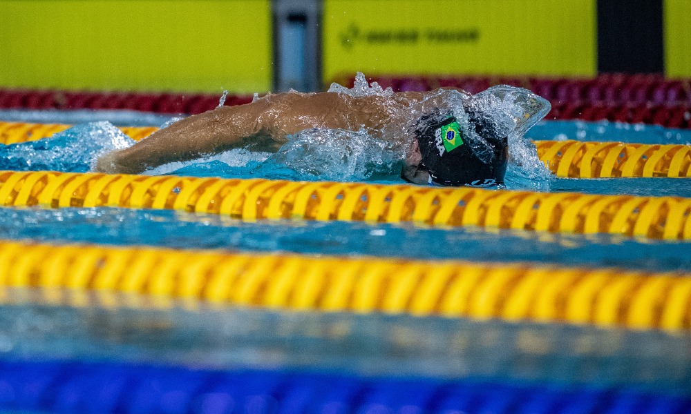 Seleção brasileira de natação paralímpica desembarca em Portugal para Mundial