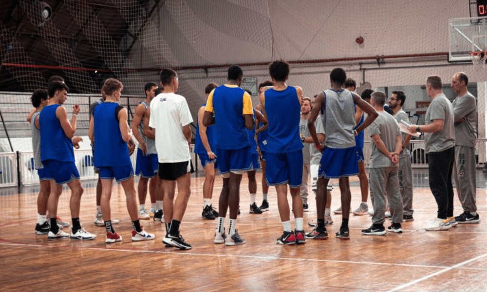 Seleção brasileira sub-18 de basquete masculino AmeriCup técnico