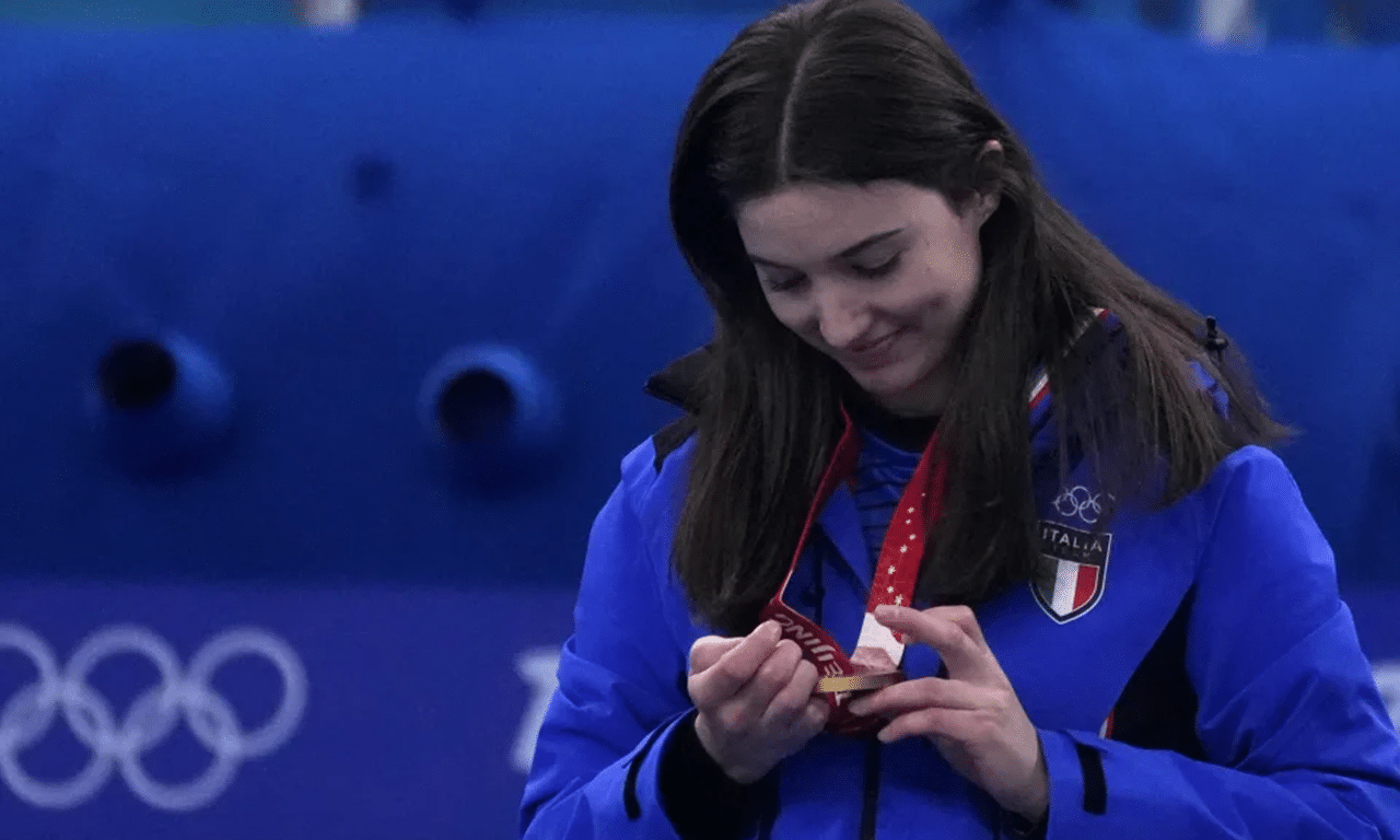 Stefania Constantini Curling Duplas Mistas Jogos Olímpicos de Inverno Pequim/2022
