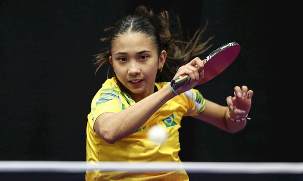 Giulia Takahashi Mundial Juvenil de tênis de mesa