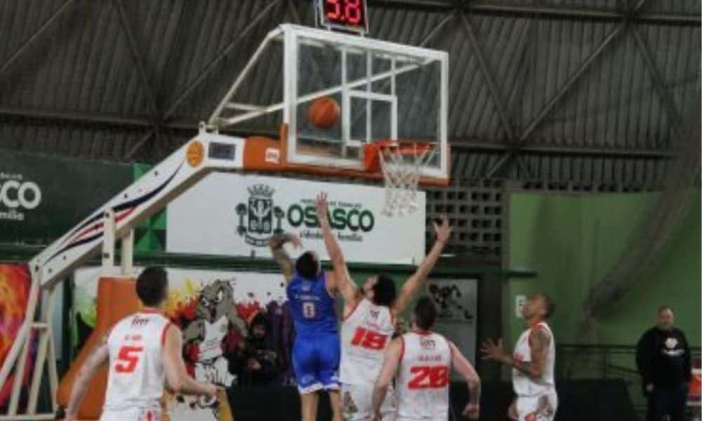 Liga Sorocabana conquista primeira vitória no Campeonato Paulista de basquete