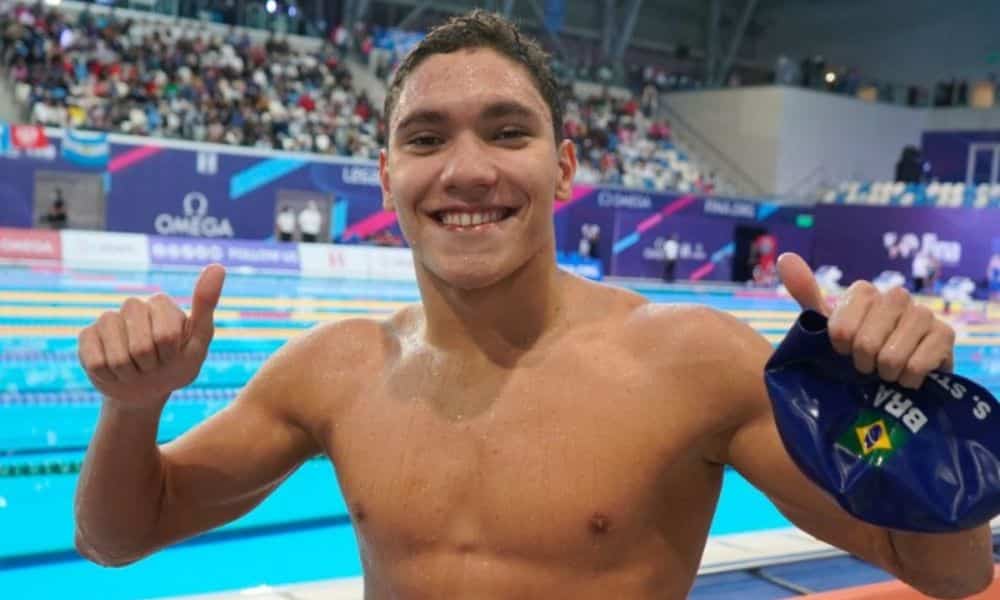 Stephan Steverink é ouro dos 400m livres do Mundial Júnior de natação