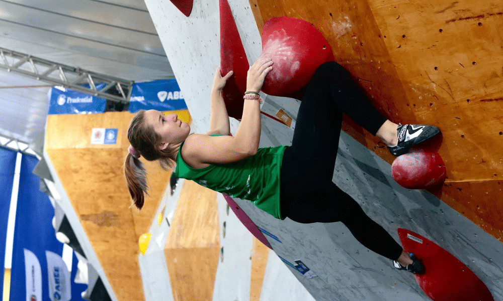 Anja Kohler foi a atleta melhor colocada entre a delegação brasileira durante a Copa do Mundo de Chamonix de escalada (Foto: Carol Coelho)