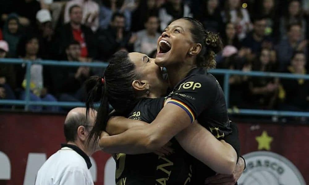 Osasco leva susto, mas vence Barueri nas quartas do Campeonato Paulista de vôlei feminino