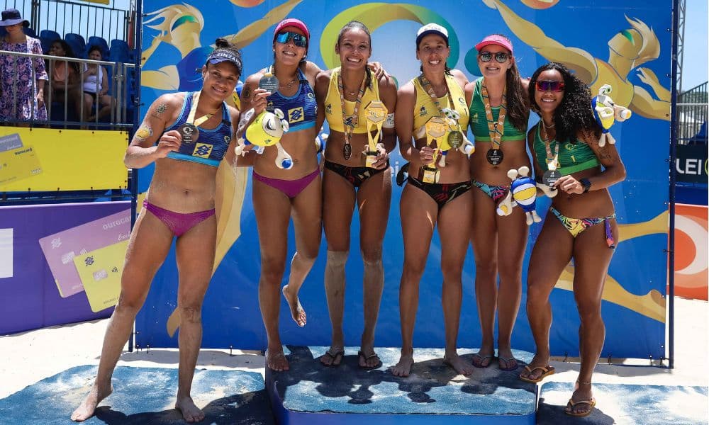 Circuito Brasileiro de Vôlei de praia Top 8 etapa de niterói pódio feminino