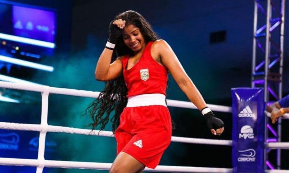 Rafaela Marques vence e vai às quartas no Mundial Juvenil de boxe