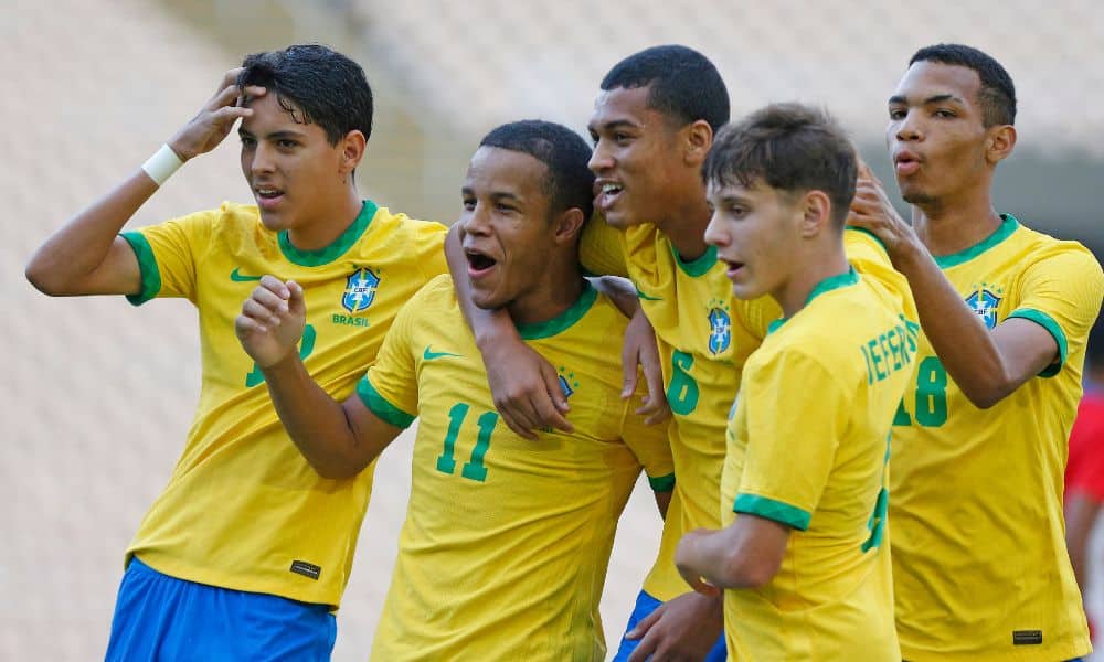 Seleção sub-17 goleia Paraguai em amistoso no Maranhão futebol Seleção Brasileira