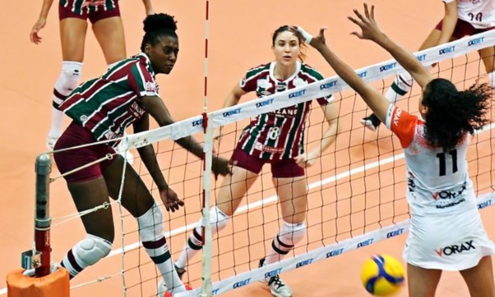 Brasília, Pinheiros e Fluminense vence em casa na Superliga Feminina
