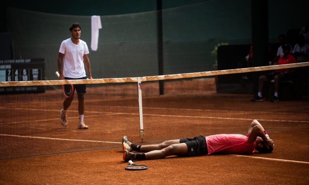 Mateus Alves emocionado ao garantir vaga no Rio Open