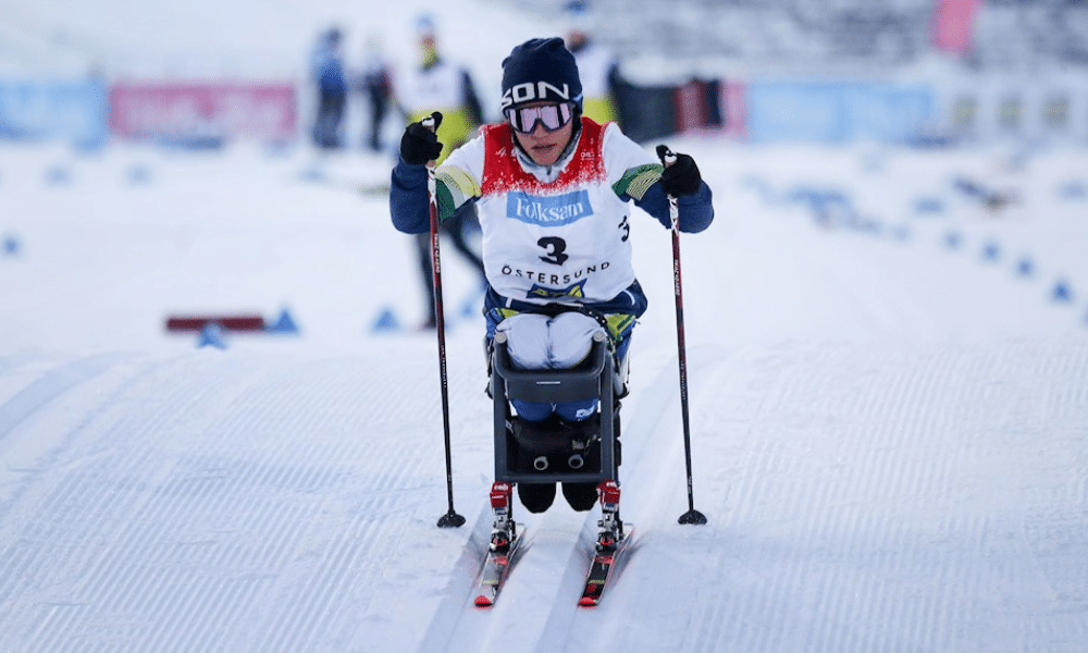 Aline Rocha esquia no Mundial Paralimpico de esqui nórdico
