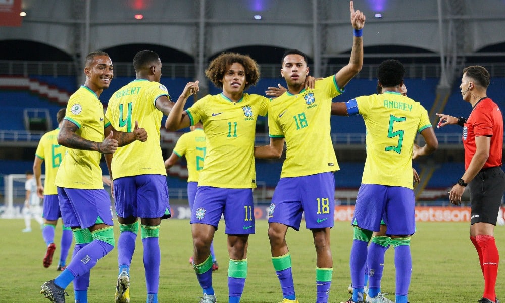 Brasil bate Argentina e classifica no Sul-Americano Sub-20 Seleção de futebol