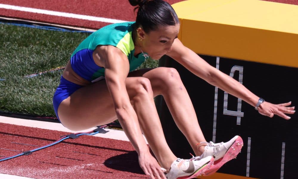 Salto em distância - Letícia Oro Melo atletismo