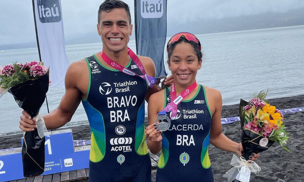 Antônio Bravo Neto e Giovanna Lacerda na Copa América de triatlo em Pucón