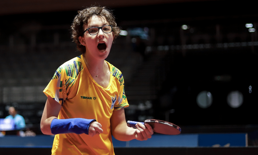 Sophia Kelmer vibra com mais vitória no Aberto de Lignano de tênis de mesa paralímpico