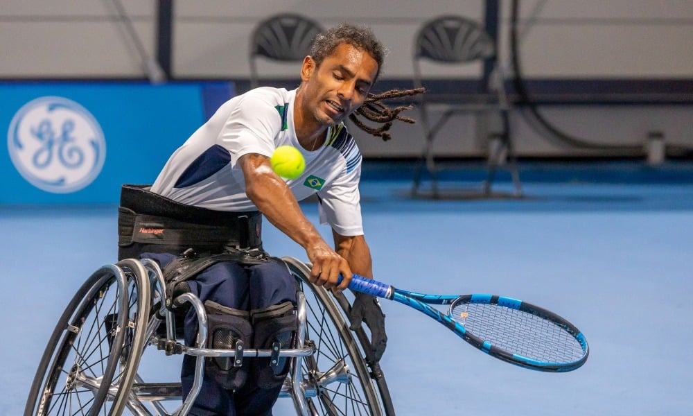 Ymanitu Silva fez dupla com Leandro Pena no tênis em cadeira de rodas
