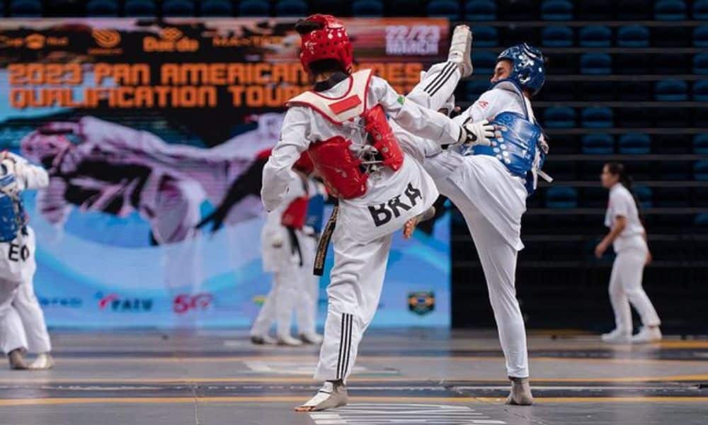 Maria Clara taekwondo mas