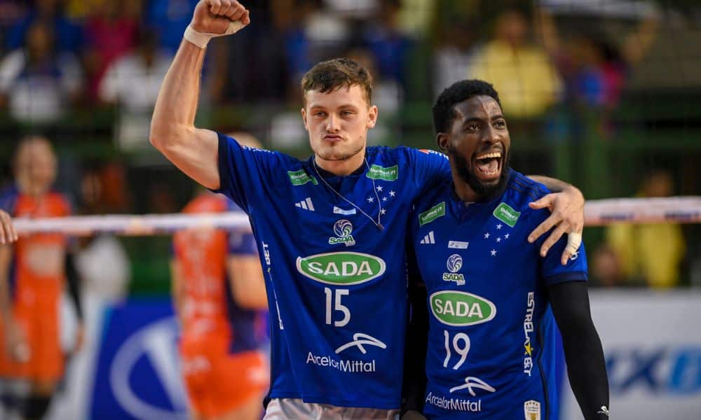 Lopez e Vaccari no Cruzeiro x São José pela Superliga de vôlei masculino