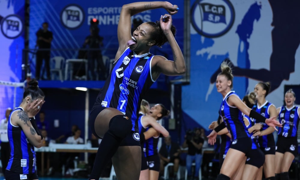 Pinheiros bate Osasco e larga na frente nos playoffs da Superliga Feminina de vôlei