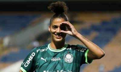Amanda Gutierres comemora gol marcado pelo Palmeiras contra o Cruzeiro no Brasileirão Feminino de futebol