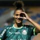 Amanda Gutierres comemora gol marcado pelo Palmeiras contra o Cruzeiro no Brasileirão Feminino de futebol