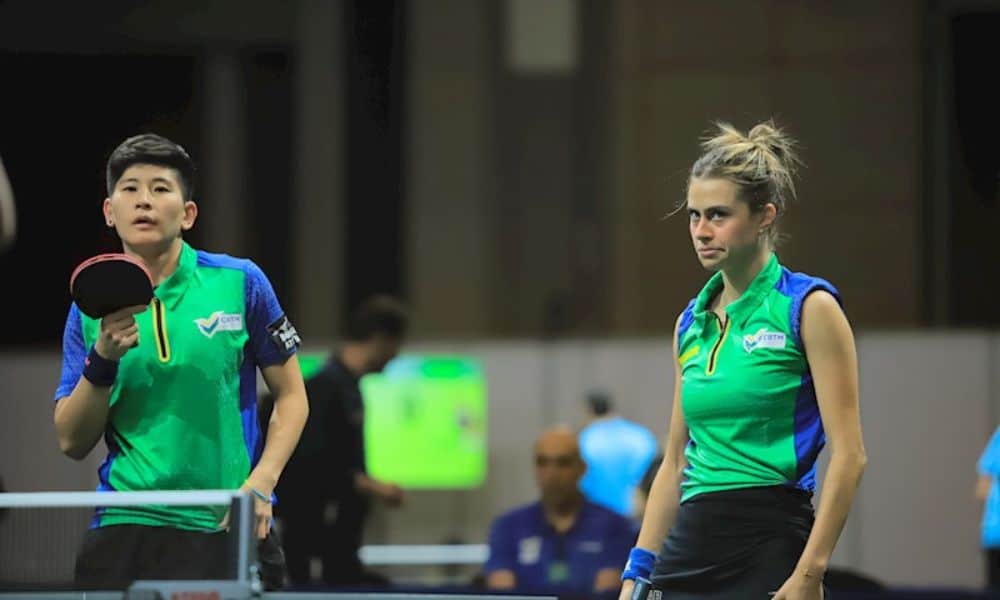 Mesatenistas brasileiras Luca Kumahara e Bruna Takahashi (Foto: WTT)