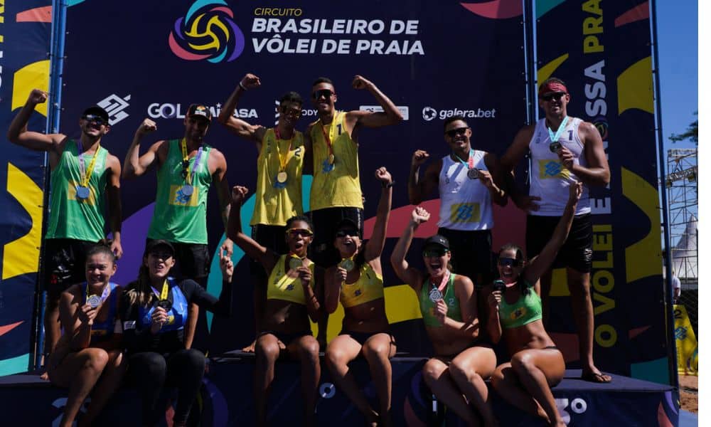 Duplas Campeãs da etapa de Campo Grande do Circuito Brasileiro de vôlei de praia Aberto de