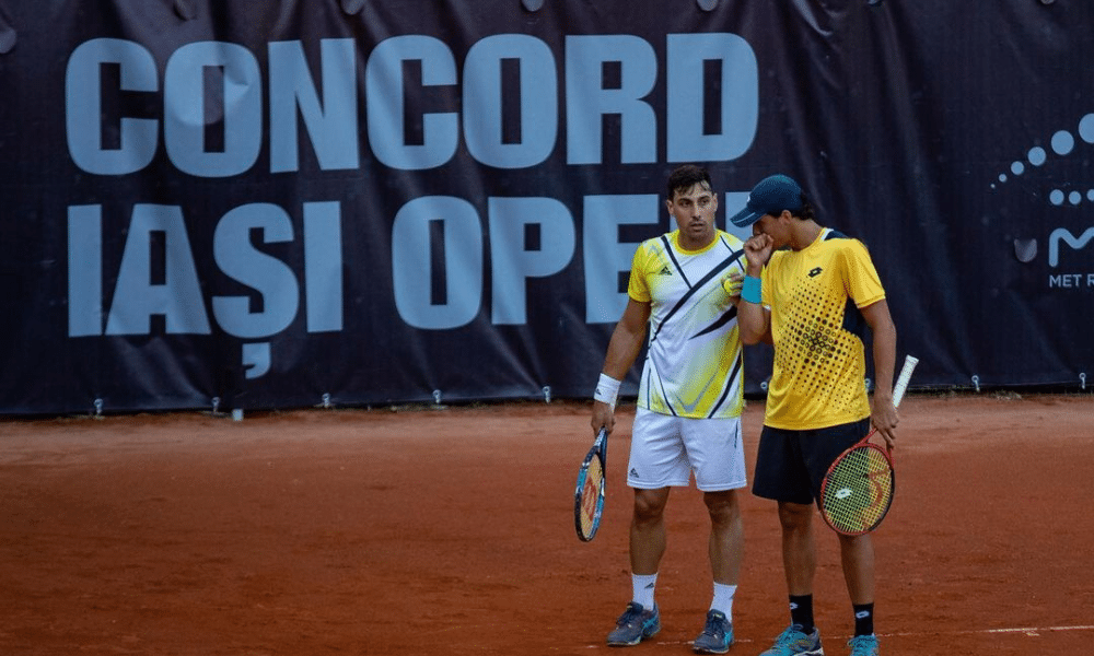 Fernando Romboli com parceiro Travaglia no Challenger de Francavilla