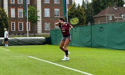 Carol Meligeni em ação no qualifying do torneio de Wimbledon