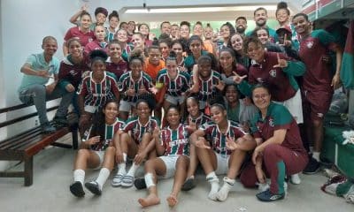 Comemoração das jogadoras do Fluminense após a vitória no Brasileiro Feminino Sub-20 (Reprodução/Twitter/@FluminenseFCFem)