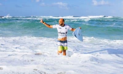 Brasileiro Jadson André em ação na etapa de Saquarema do Circuito Mundial de surfe (Thiago Diz/World Surf League)