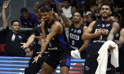 Márcio Santos, do Sesi Franca, comemora ponto que levou a equipe ao Mundial Interclubes de basquete masculino