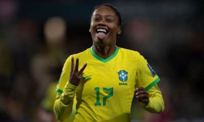 Ary Borges comemora seu terceiro gol na partida de estreia do Brasil na Copa do Mundo feminina