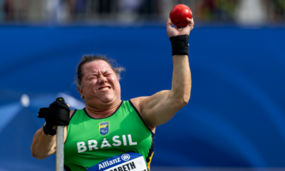 Beth Gomes durante arremesso de peso no Mundial de atletismo paralímpico (Alessandra Cabral/CPB)